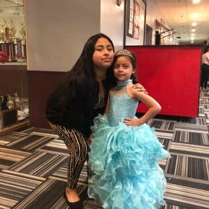 Meet your Posher, Catherine